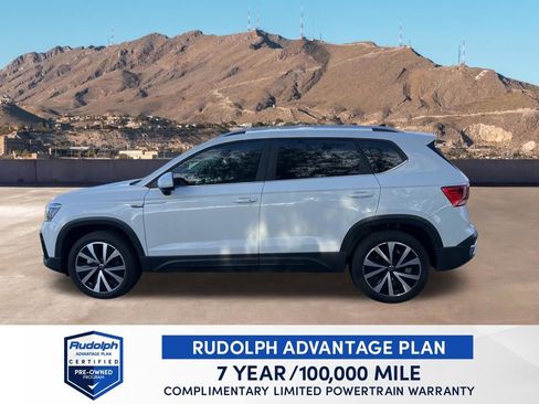 Used 2023 Volkswagen Taos SE FWD image 3