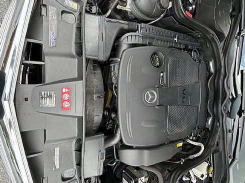 Used 2012 Mercedes-Benz E 350 4MATIC Sedan image 28