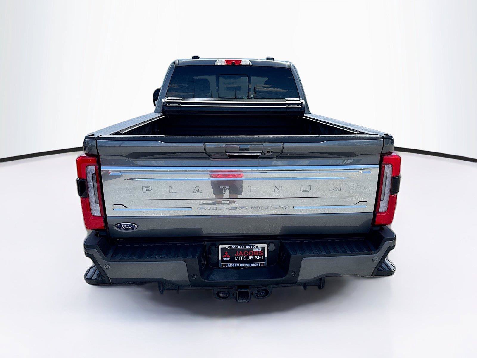 Used 2023 Ford F250 Platinum AWD/4WD image 27