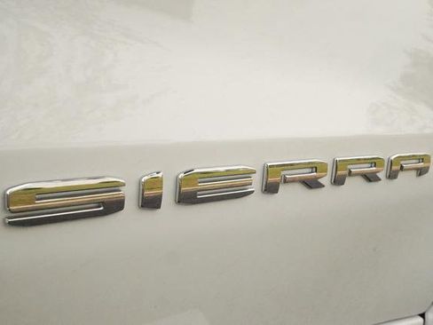 Used 2026 GMC Sierra 1500 SLT w/ SLT Premium Plus Package AWD/4WD image 46