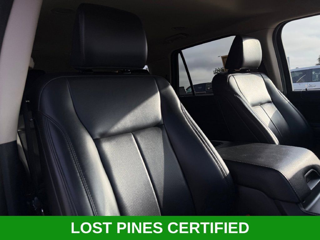 Used 2024 Ford Expedition XLT AWD/4WD image 28