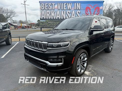 Used 2024 Jeep Grand Wagoneer Series III w/ Rear Seat Video Group 1 image 1