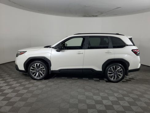 Used 2025 Subaru Forester Touring w/ Popular Package - Touring image 7