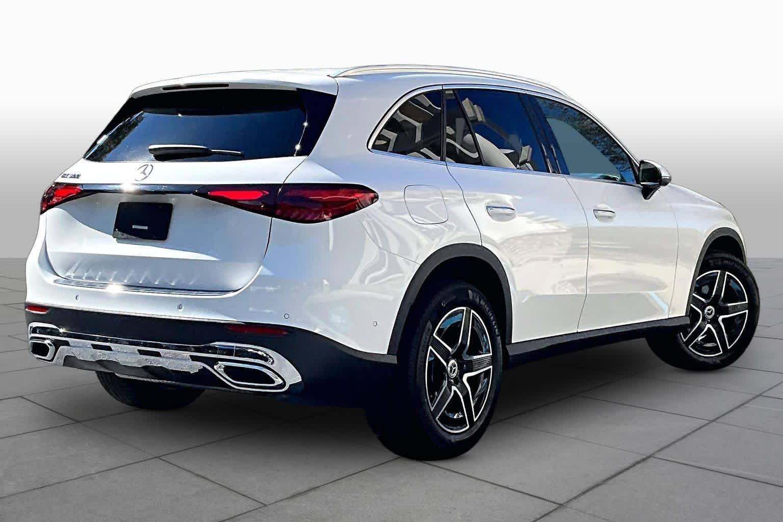 Certified 2026 Mercedes-Benz GLC 300 image 13