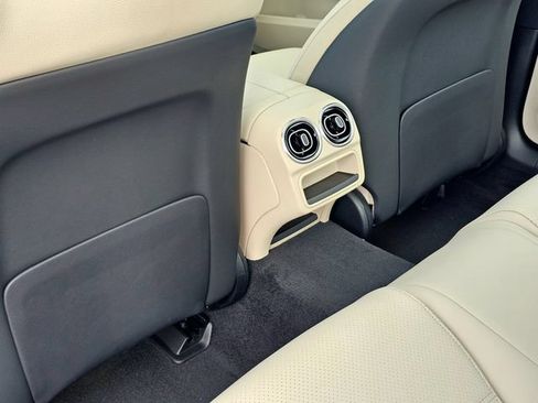 New 2026 Mercedes-Benz C 300 4MATIC Sedan image 18
