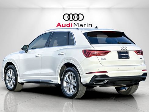 Used 2024 Audi Q3 2.0T Premium image 3
