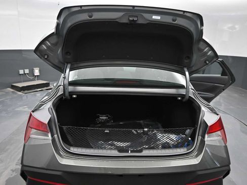 New 2026 Hyundai Elantra Sport FWD image 13