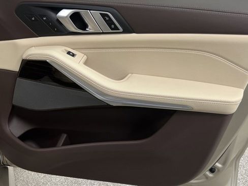 Used 2019 BMW X5 xDrive40i w/ M Sport Package image 54