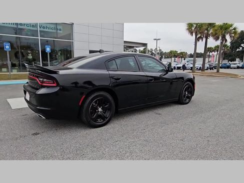 Used 2023 Dodge Charger SXT image 35