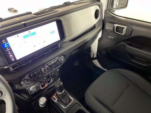 Used 2026 Jeep Wrangler Unlimited Sport AWD/4WD image 36