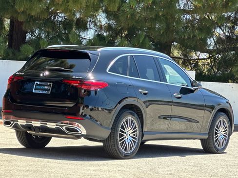 Certified 2024 Mercedes-Benz GLC 300 4MATIC image 4