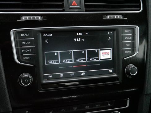 Used 2017 Volkswagen GTI S image 22