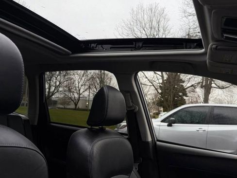 Used 2017 Subaru Forester 2.5i Limited image 32