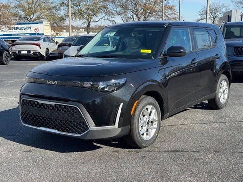 New 2025 Kia Soul LX image 6