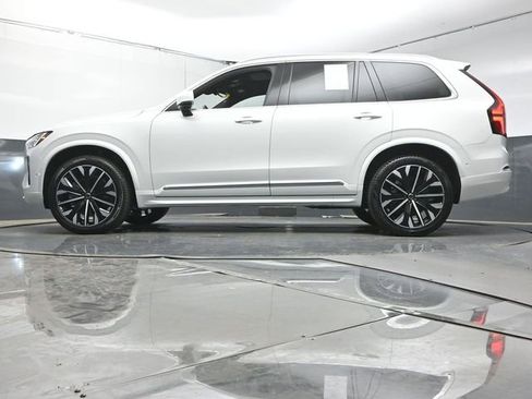 Used 2026 Volvo XC90 B6 Plus w/ Protection Package Premier AWD/4WD image 38