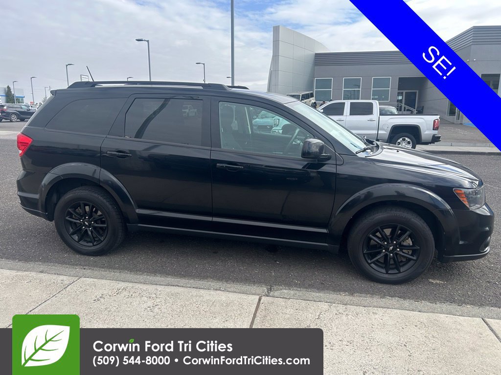 Used 2019 Dodge Journey SE w/ Premium Group FWD image 5