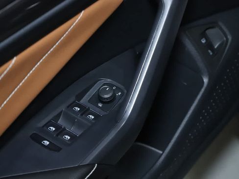 Certified 2024 Volkswagen Jetta SEL FWD image 16