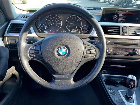 Used 2015 BMW 320i Sedan image 8