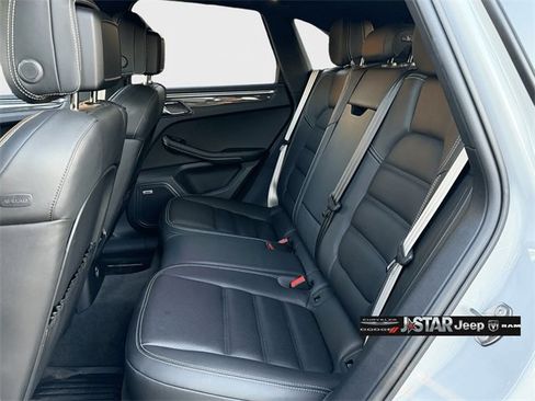 Used 2023 Porsche Macan GTS image 14