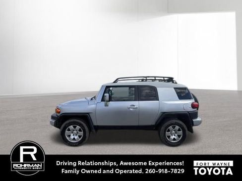 Used 2007 Toyota FJ Cruiser 4WD image 1