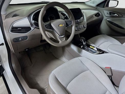 Certified 2022 Chevrolet Malibu LS FWD image 7