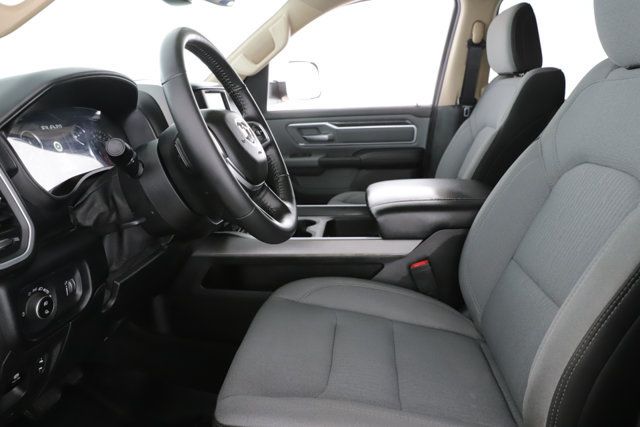 Used 2020 RAM 1500 Big Horn AWD/4WD image 16