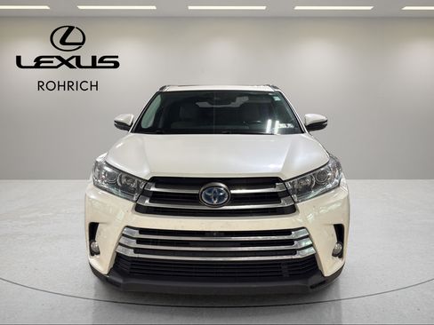 Used 2017 Toyota Highlander Limited Platinum w/ Carpet Mat Package AWD/4WD image 2