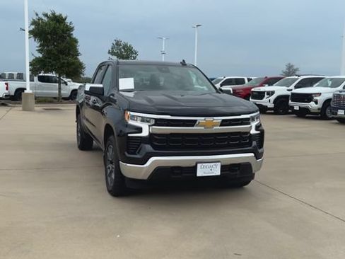 Used 2023 Chevrolet Silverado 1500 LT AWD/4WD image 4