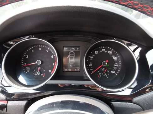 Used 2015 Volkswagen Jetta GLI SE FWD image 14