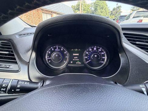 Used 2015 Hyundai Azera FWD image 14