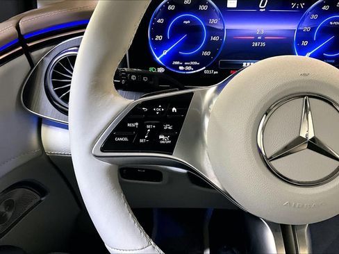 Used 2023 Mercedes-Benz EQE 350+ 4MATIC SUV w/ Exclusive Trim Package image 23