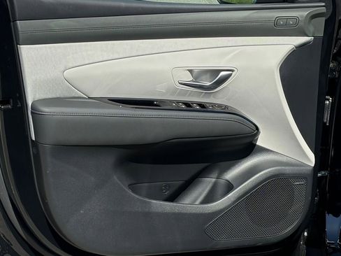 New 2026 Hyundai Tucson Limited FWD image 14
