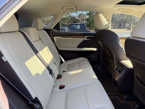 Used 2019 Lexus RX 350 Premium image 17