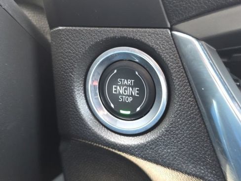 Used 2024 Buick Encore GX Preferred w/ Comfort Package FWD image 11