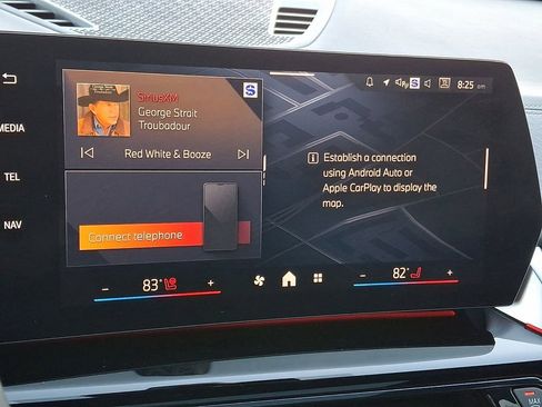 Used 2025 BMW X2 xDrive28i w/ Premium Package image 13