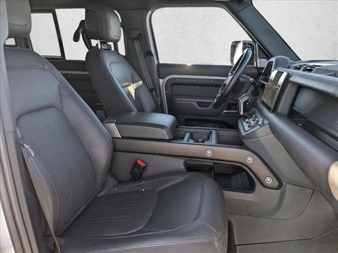 Used 2023 Land Rover Defender 130 X AWD/4WD image 17
