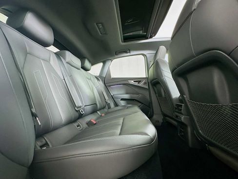 Certified 2023 Audi Q4 e-tron Prestige w/ Black Optic Package image 26