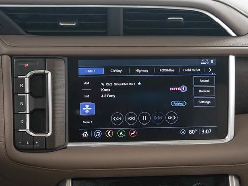 Used 2021 GMC Yukon Denali w/ Denali Premium Package AWD/4WD image 19