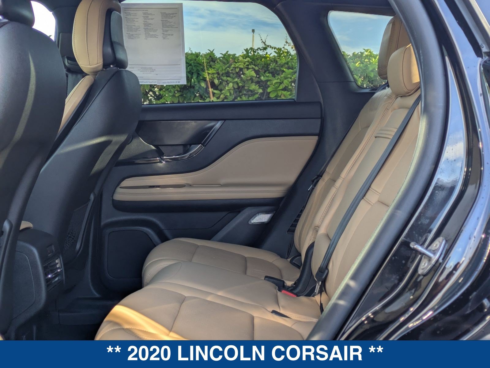 Used 2020 Lincoln Corsair Reserve w/ Elements Package FWD image 16