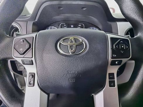 Used 2018 Toyota Tundra SR5 w/ SR5 Upgrade Package AWD/4WD image 13