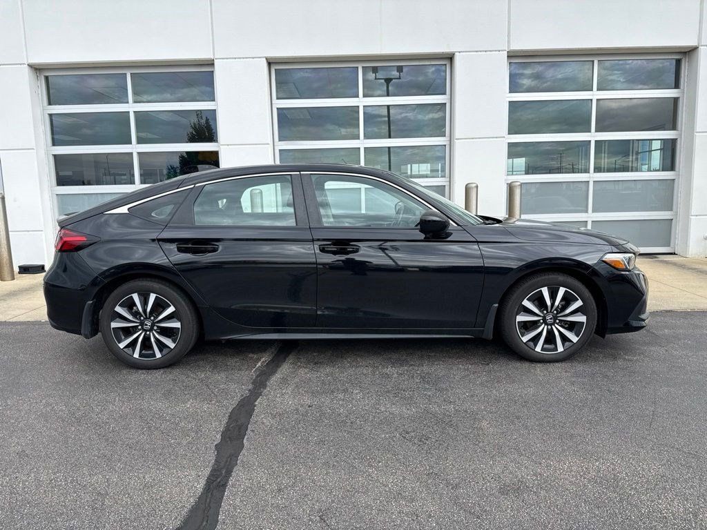 Used 2024 Honda Civic EX-L image 3