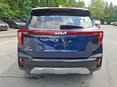 Used 2024 Kia Seltos S AWD/4WD image 7