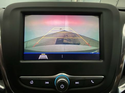 Used 2021 Chevrolet Equinox LT AWD/4WD image 17