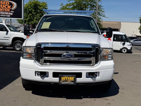 Used 2005 Ford F250 XL RWD image 2