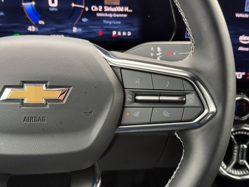 Used 2024 Chevrolet Blazer EV LT image 25