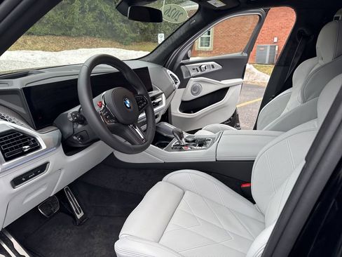 Used 2026 BMW XM Label Red image 9