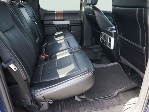Used 2019 Ford F150 Lariat w/ Equipment Group 502A Luxury AWD/4WD image 16