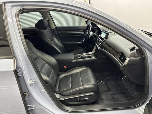 Used 2022 Honda Accord Touring image 15