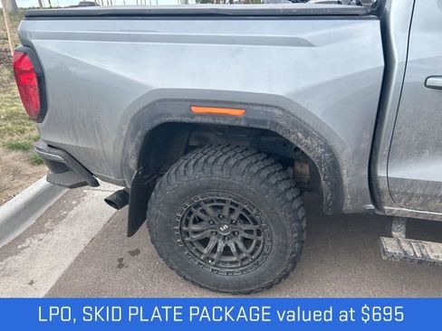 Used 2024 GMC Canyon AT4 w/ Technology Package image 6