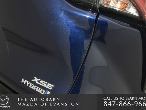 Used 2024 Toyota Sienna XSE AWD/4WD image 45